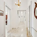 Guesthost - Casa Cinzia Lungomare Exclusive Flat * 바리