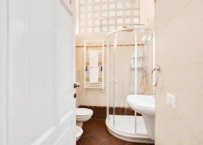 Guesthost - Casa Cinzia Lungomare Exclusive Flat * Bari