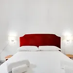 Guesthost - Casa Cinzia Lungomare Exclusive Flat شقة