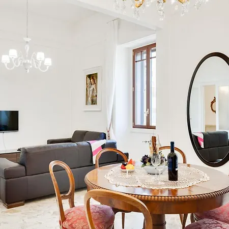 Guesthost - Casa Cinzia Lungomare Exclusive Flat Apartmán