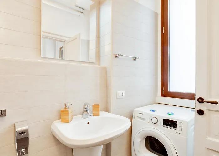 Guesthost - Casa Cinzia Lungomare Exclusive Flat Apartament