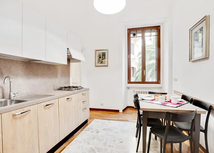 Guesthost - Casa Cinzia Lungomare Exclusive Flat Bari